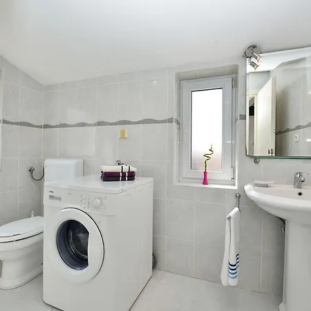 Apartment Luna Zadar