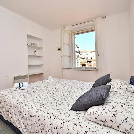 Apartment Luna
