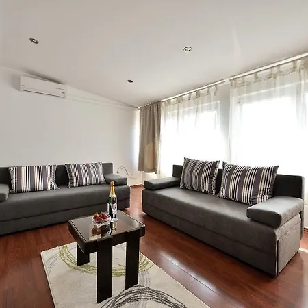 Apartment Luna *